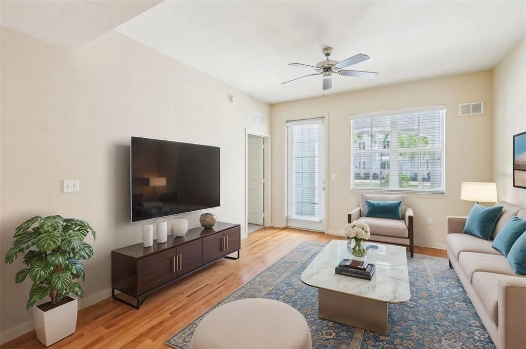 For Rent: $2,115 (1 beds, 1 baths, 772 Square Feet)