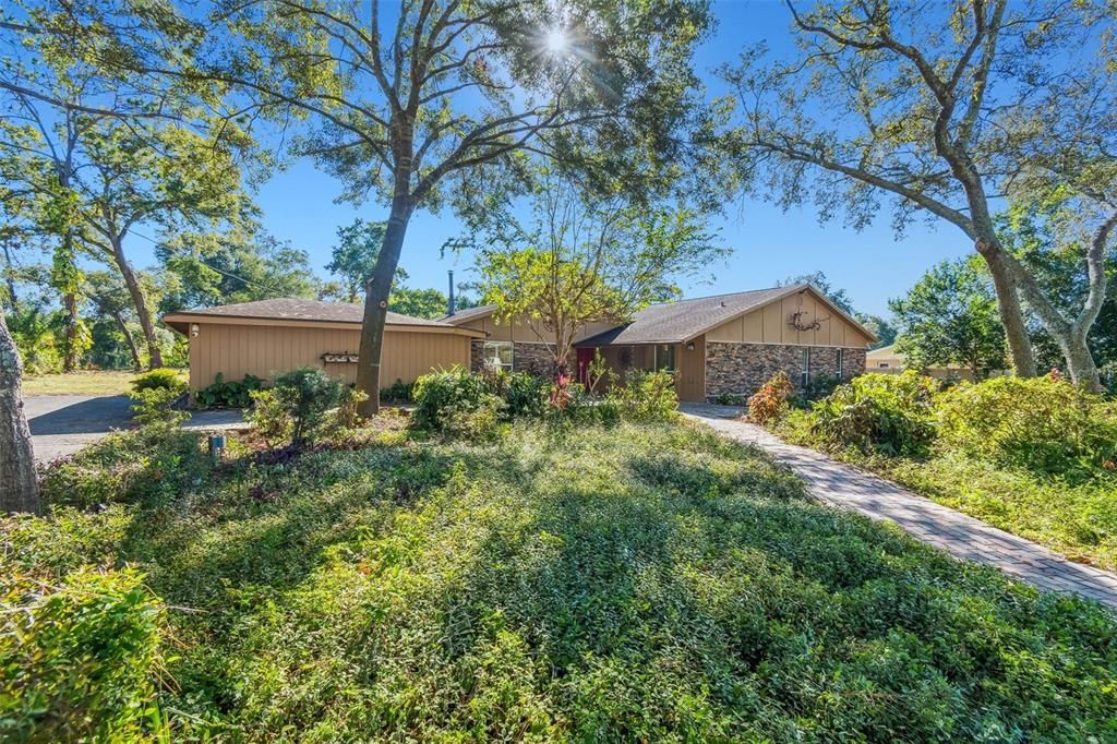 Active With Contract: $595,000 (3 beds, 2 baths, 2153 Square Feet)