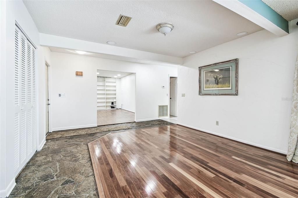 Active With Contract: $595,000 (3 beds, 2 baths, 2153 Square Feet)