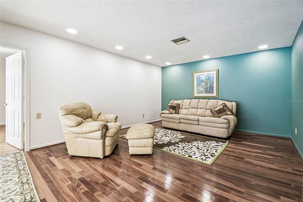 Active With Contract: $595,000 (3 beds, 2 baths, 2153 Square Feet)