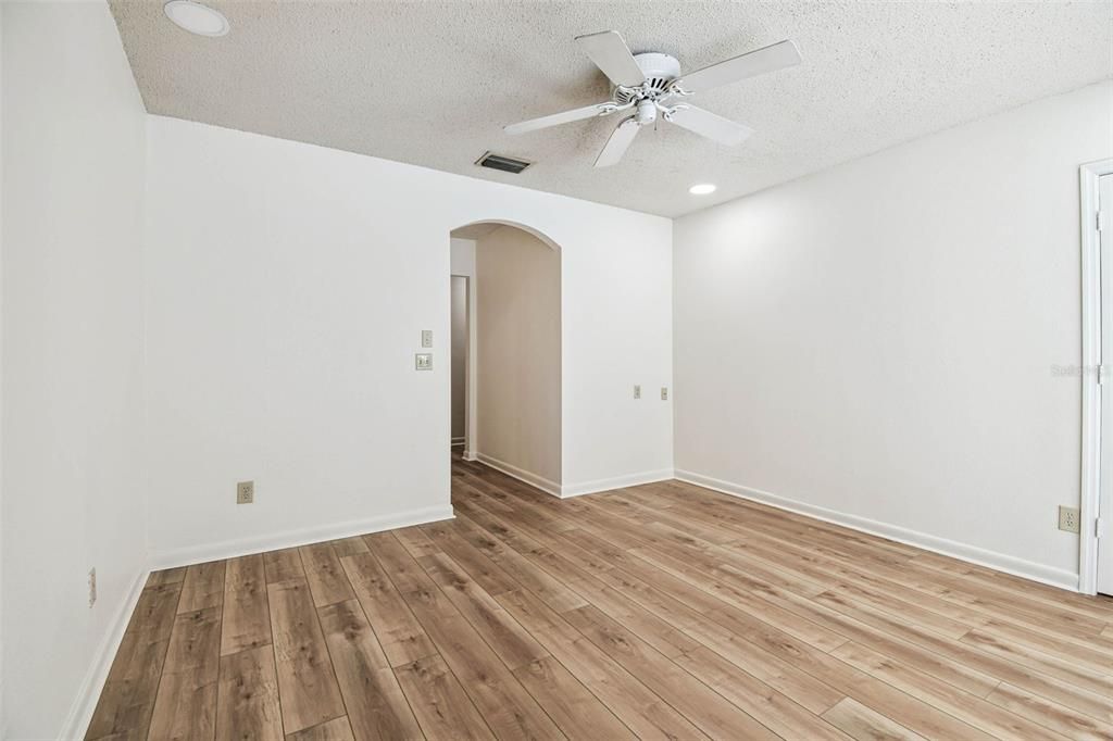 Active With Contract: $595,000 (3 beds, 2 baths, 2153 Square Feet)