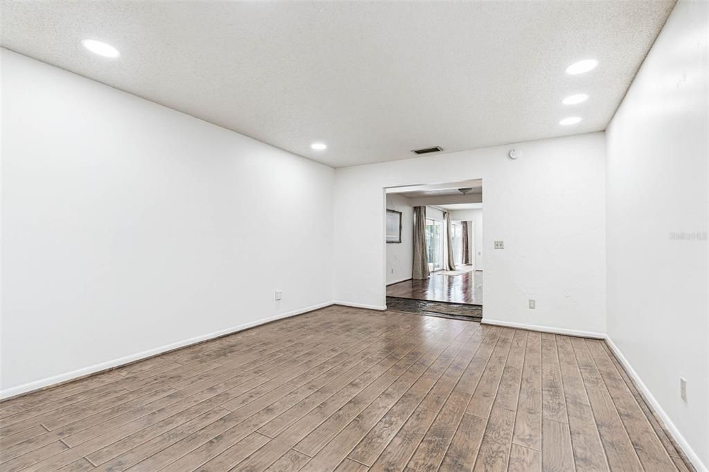 Active With Contract: $595,000 (3 beds, 2 baths, 2153 Square Feet)