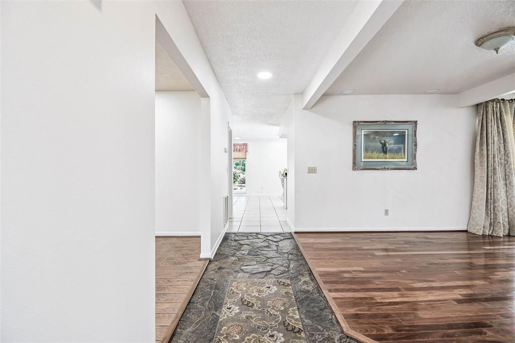 Active With Contract: $595,000 (3 beds, 2 baths, 2153 Square Feet)