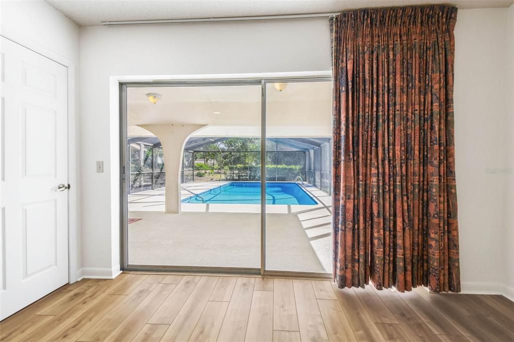 Active With Contract: $595,000 (3 beds, 2 baths, 2153 Square Feet)