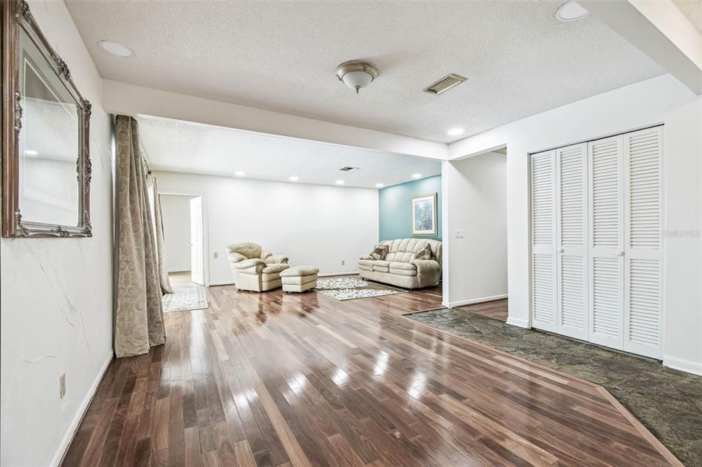 Active With Contract: $595,000 (3 beds, 2 baths, 2153 Square Feet)