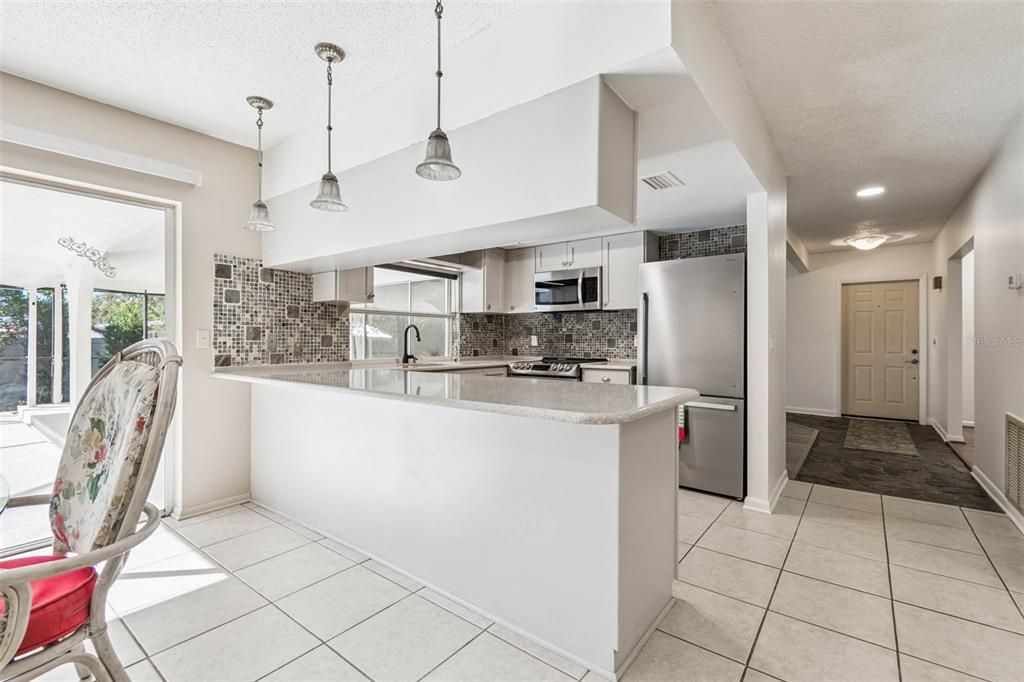 Active With Contract: $595,000 (3 beds, 2 baths, 2153 Square Feet)