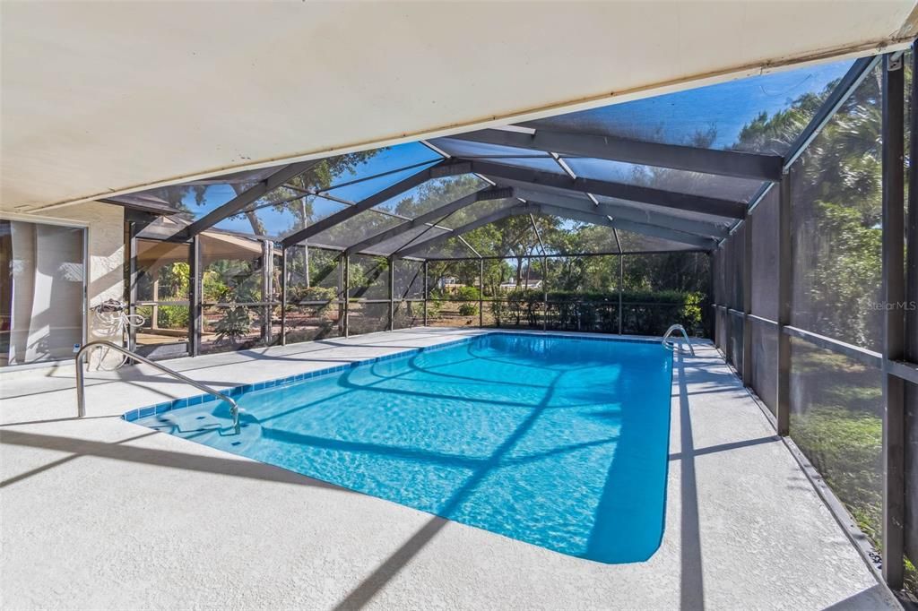 Active With Contract: $595,000 (3 beds, 2 baths, 2153 Square Feet)