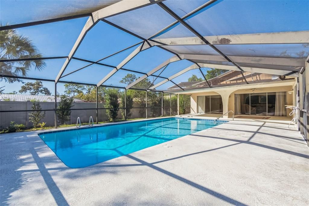 Active With Contract: $595,000 (3 beds, 2 baths, 2153 Square Feet)