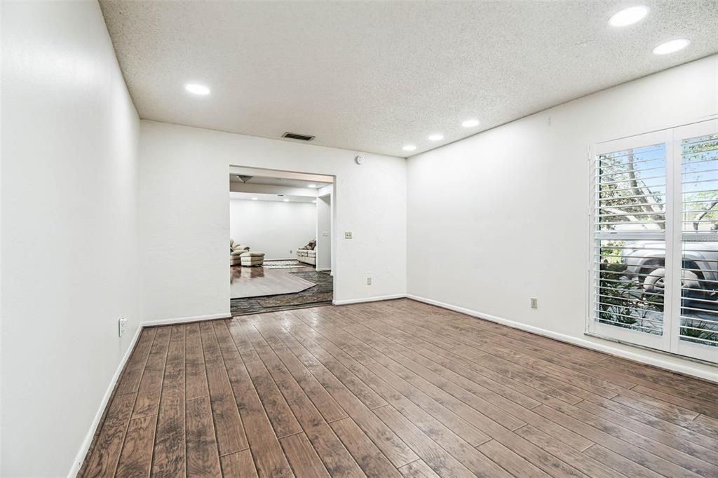 Active With Contract: $595,000 (3 beds, 2 baths, 2153 Square Feet)