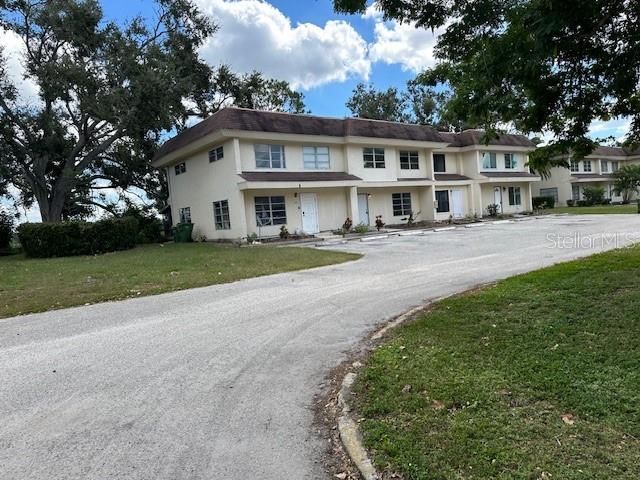 待售: $155,900 (3 贝兹, 2 浴室, 1250 平方英尺)