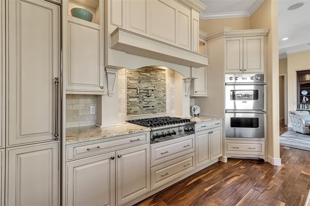 На продажу: $3,900,000 (4 спален, 4 ванн, 3536 Квадратных фут)