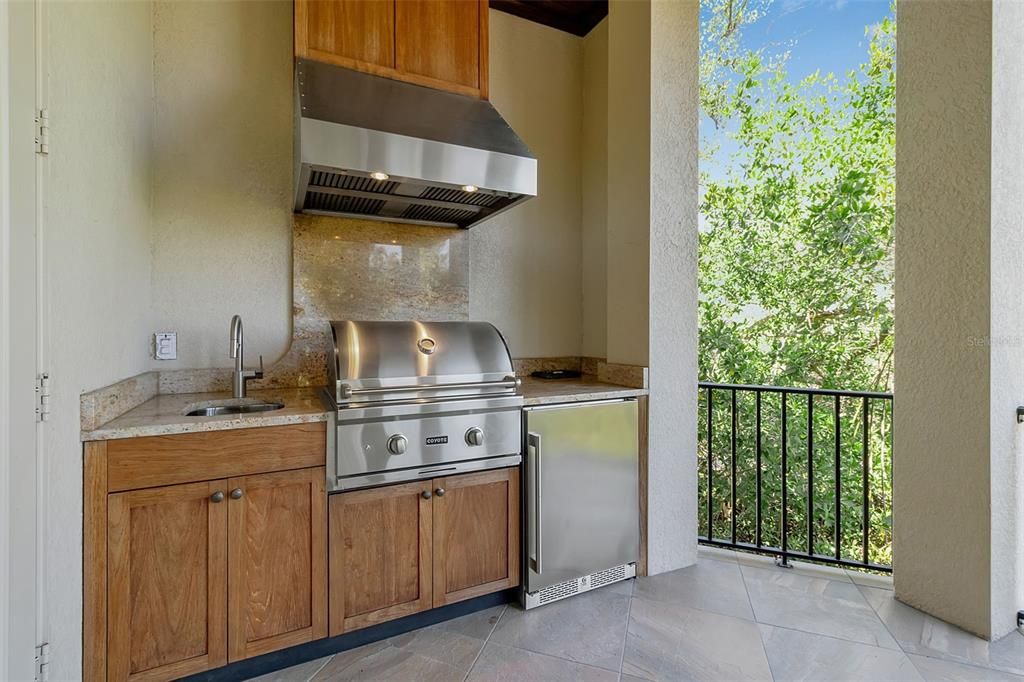 На продажу: $3,900,000 (4 спален, 4 ванн, 3536 Квадратных фут)