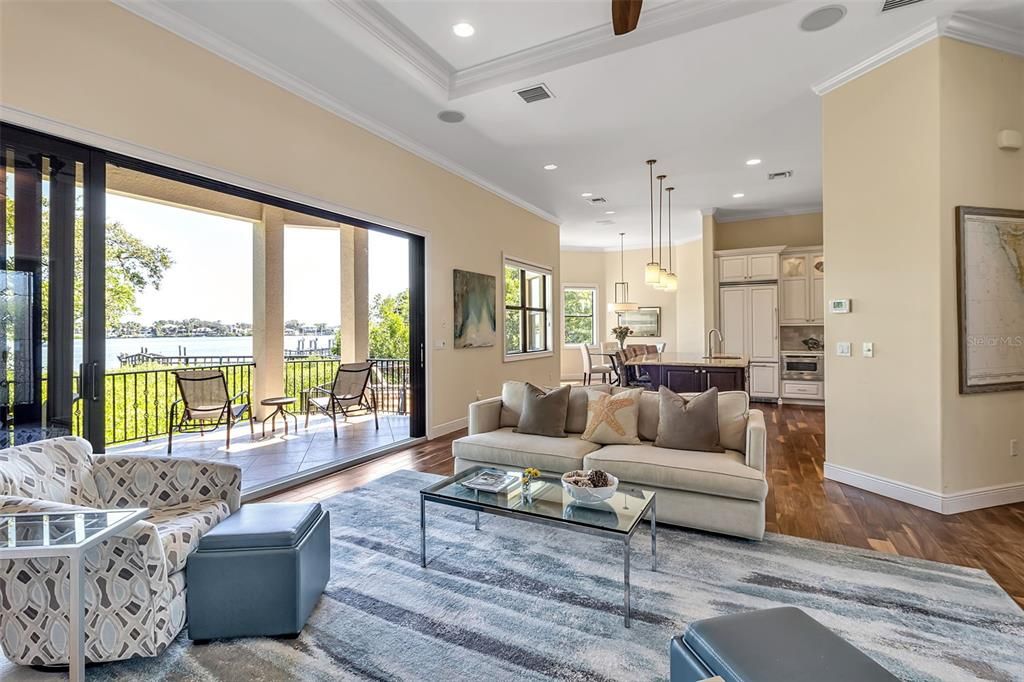 На продажу: $3,900,000 (4 спален, 4 ванн, 3536 Квадратных фут)