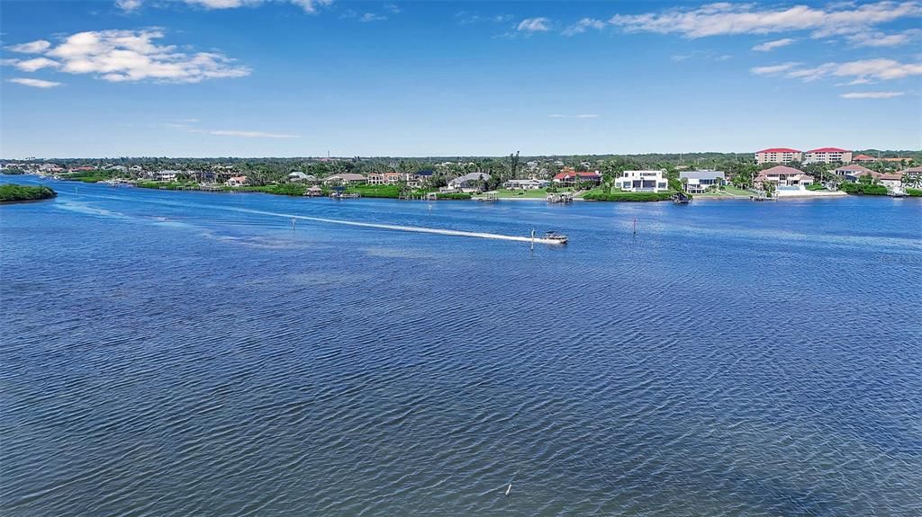 На продажу: $3,900,000 (4 спален, 4 ванн, 3536 Квадратных фут)