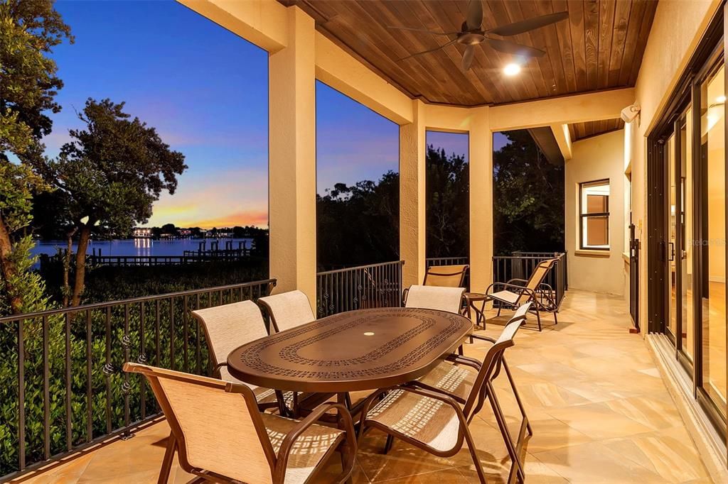 На продажу: $3,900,000 (4 спален, 4 ванн, 3536 Квадратных фут)