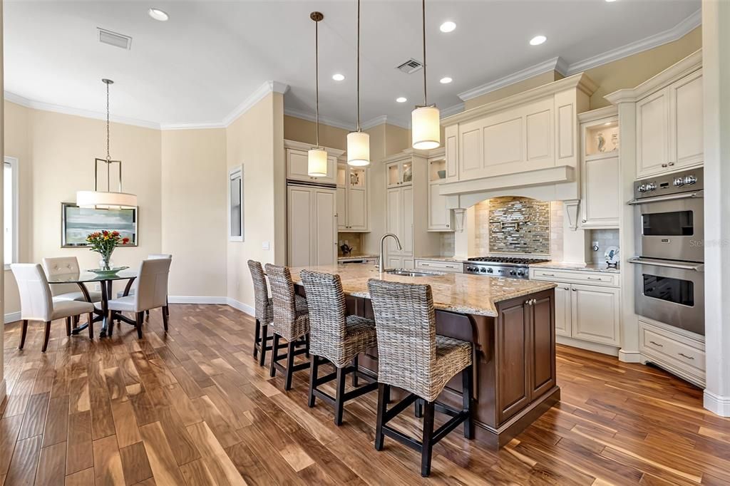 На продажу: $3,900,000 (4 спален, 4 ванн, 3536 Квадратных фут)