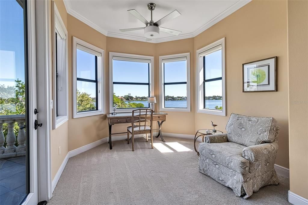 На продажу: $3,900,000 (4 спален, 4 ванн, 3536 Квадратных фут)