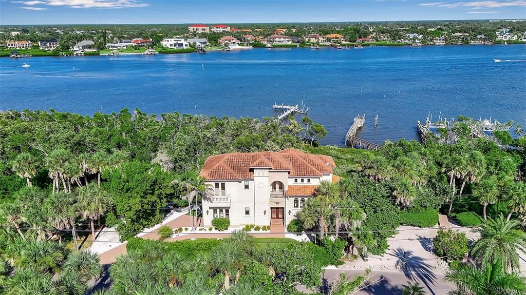 На продажу: $3,900,000 (4 спален, 4 ванн, 3536 Квадратных фут)