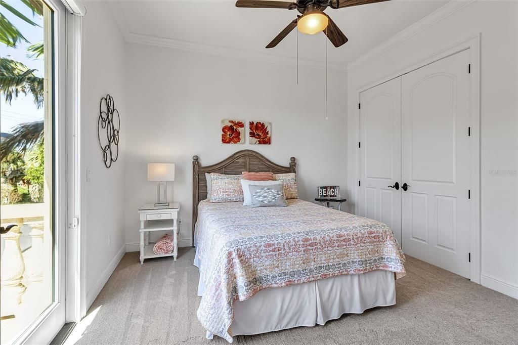 На продажу: $3,900,000 (4 спален, 4 ванн, 3536 Квадратных фут)