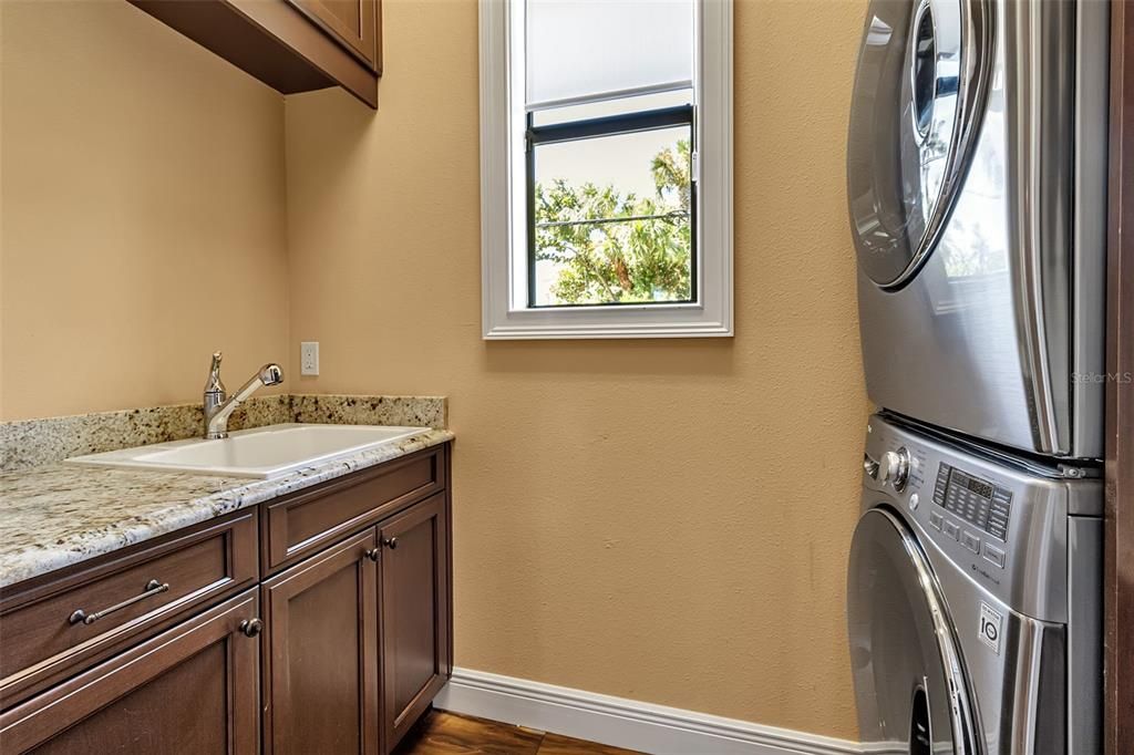 На продажу: $3,900,000 (4 спален, 4 ванн, 3536 Квадратных фут)