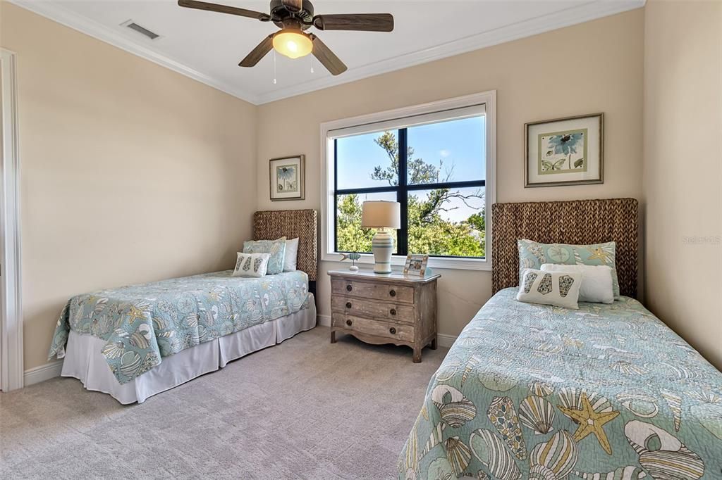 На продажу: $3,900,000 (4 спален, 4 ванн, 3536 Квадратных фут)