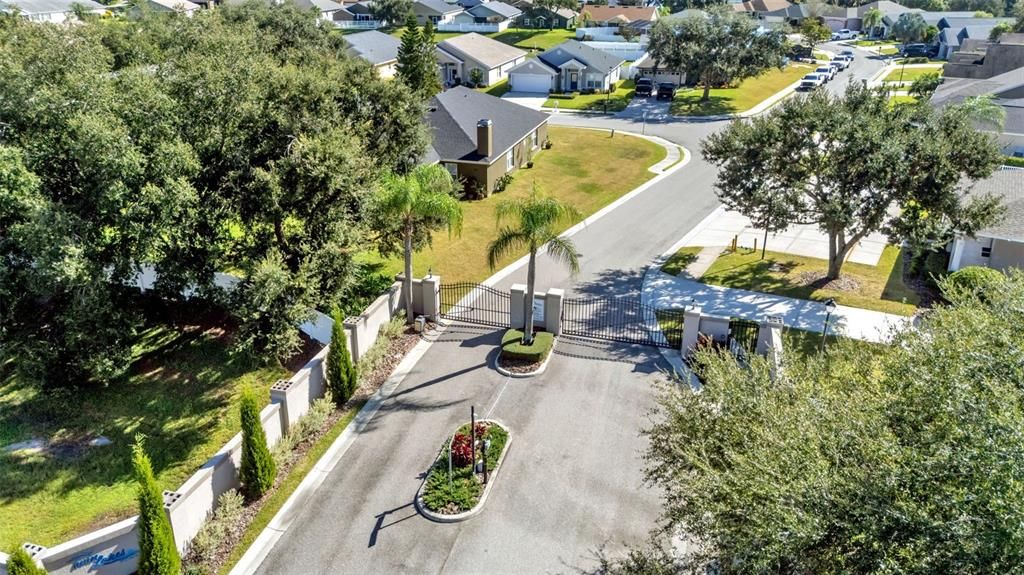 На продажу: $330,000 (3 спален, 2 ванн, 2123 Квадратных фут)