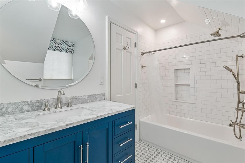 For Rent: $4,500 (4 beds, 3 baths, 4142 Square Feet)