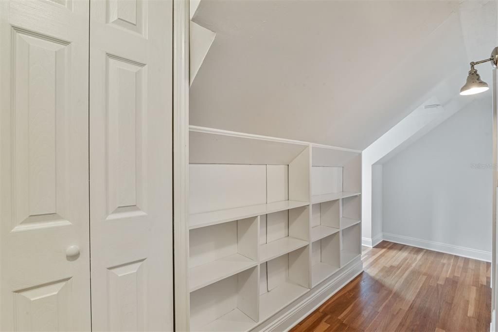 For Rent: $4,500 (4 beds, 3 baths, 4142 Square Feet)