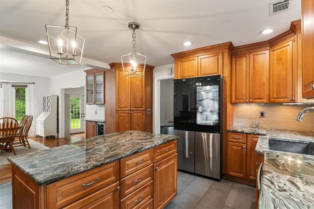 For Rent: $4,500 (4 beds, 3 baths, 4142 Square Feet)