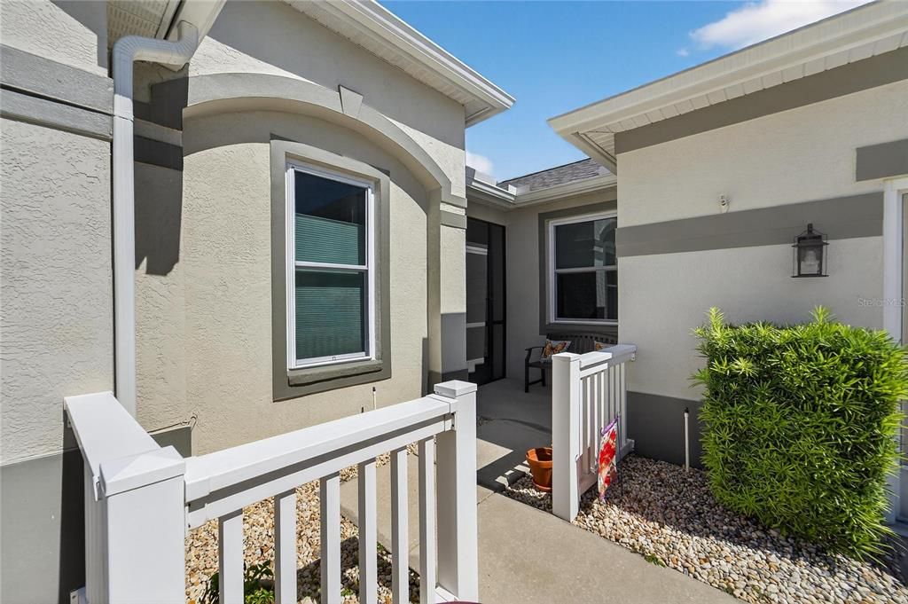 Active With Contract: $349,900 (3 beds, 2 baths, 1634 Square Feet)