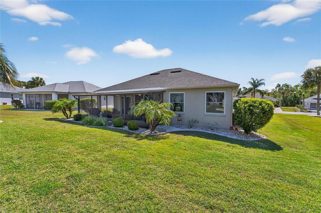 Active With Contract: $349,900 (3 beds, 2 baths, 1634 Square Feet)