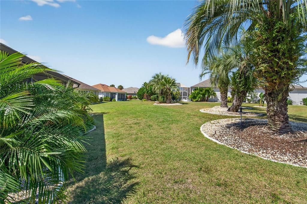 Active With Contract: $349,900 (3 beds, 2 baths, 1634 Square Feet)