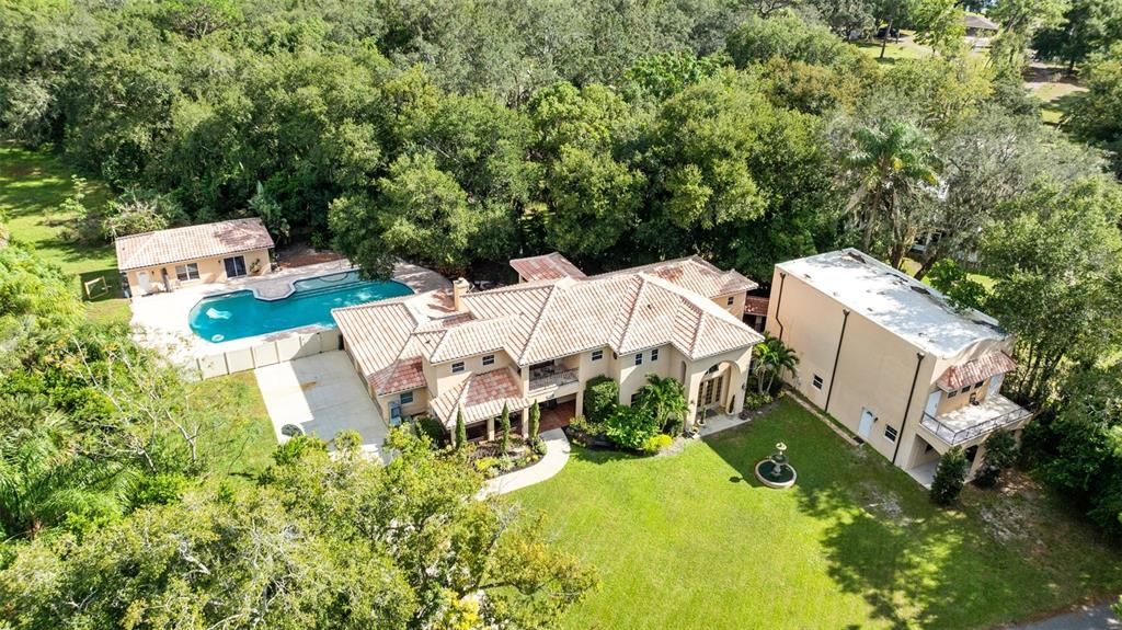 Active With Contract: $1,100,000 (4 beds, 5 baths, 6348 Square Feet)