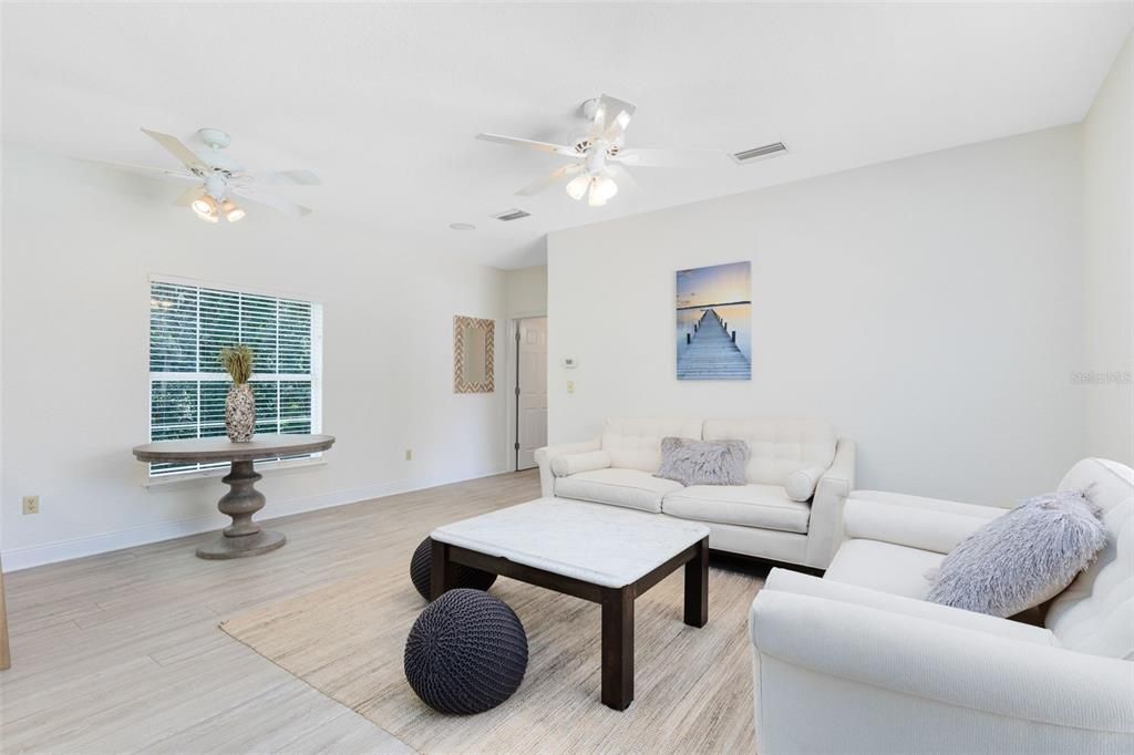 Active With Contract: $1,100,000 (4 beds, 5 baths, 6348 Square Feet)