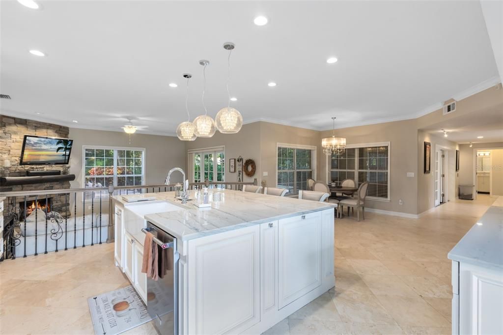 Active With Contract: $1,100,000 (4 beds, 5 baths, 6348 Square Feet)