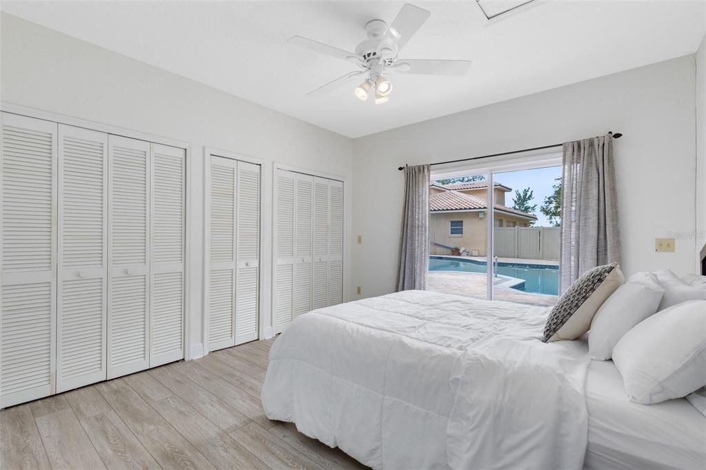 Active With Contract: $1,100,000 (4 beds, 5 baths, 6348 Square Feet)