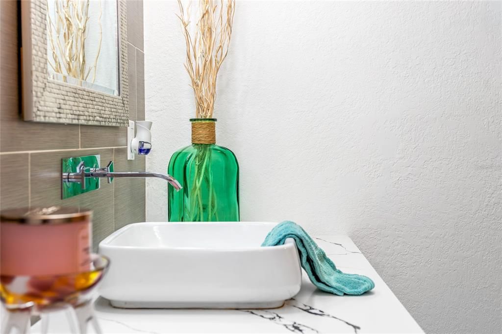 Active With Contract: $360,000 (4 beds, 3 baths, 1652 Square Feet)