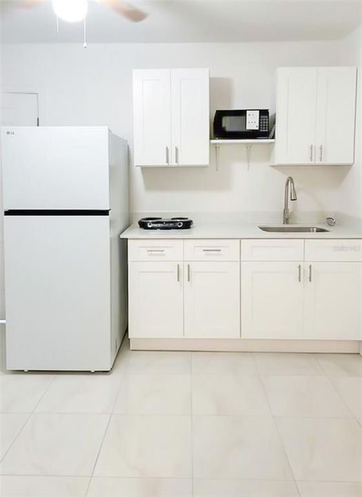 Active With Contract: $360,000 (4 beds, 3 baths, 1652 Square Feet)