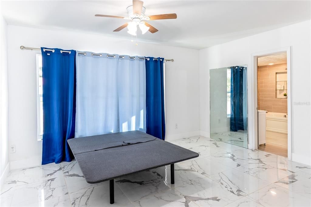 Active With Contract: $360,000 (4 beds, 3 baths, 1652 Square Feet)