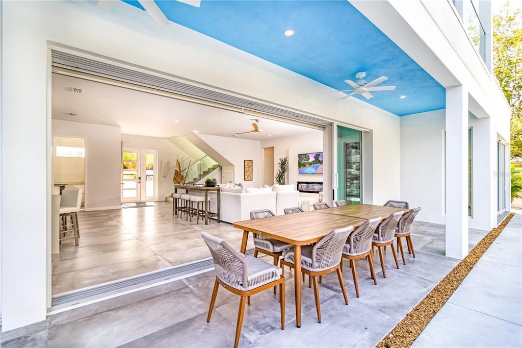 For Sale: $2,499,900 (6 beds, 6 baths, 3697 Square Feet)