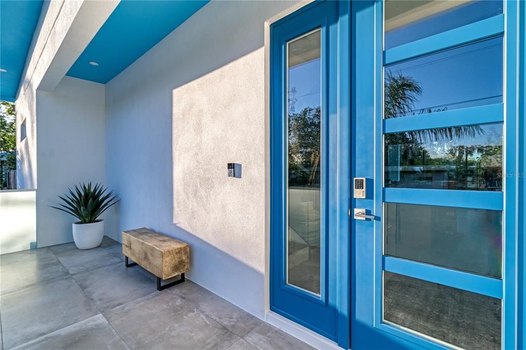 For Sale: $2,499,900 (6 beds, 6 baths, 3697 Square Feet)