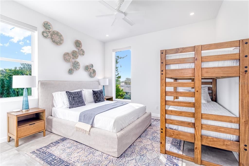 For Sale: $2,499,900 (6 beds, 6 baths, 3697 Square Feet)