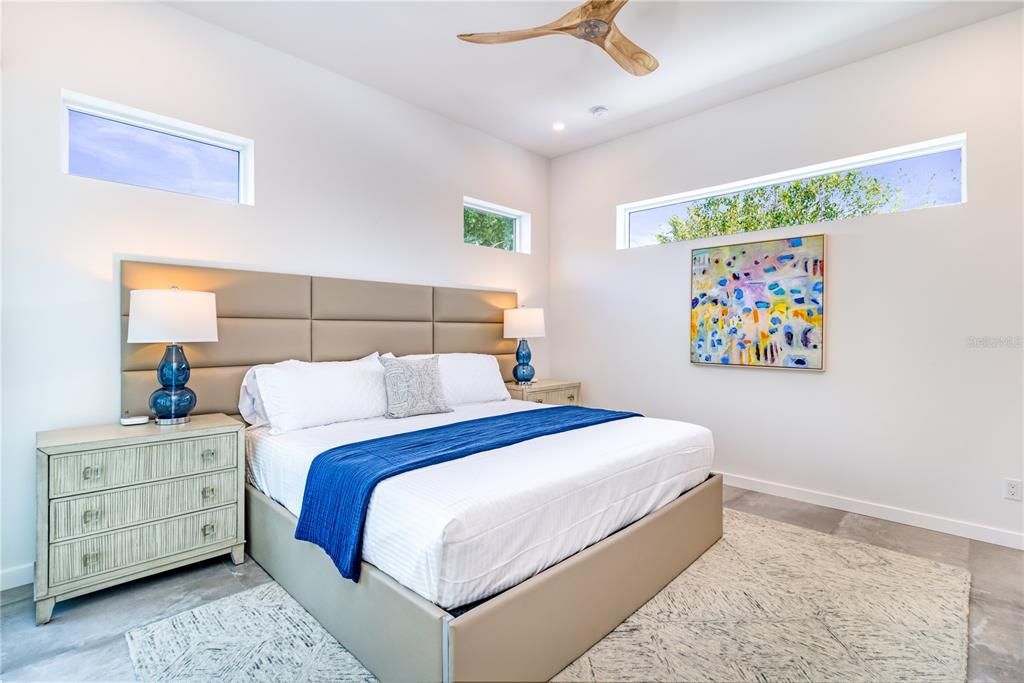 For Sale: $2,499,900 (6 beds, 6 baths, 3697 Square Feet)