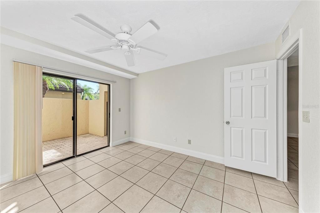 待售: $315,000 (2 贝兹, 2 浴室, 1233 平方英尺)