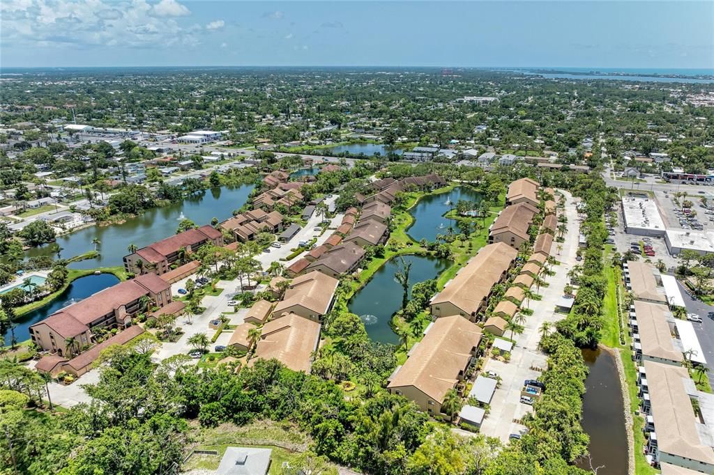 待售: $315,000 (2 贝兹, 2 浴室, 1233 平方英尺)