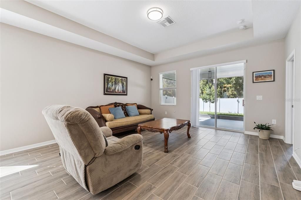 Active With Contract: $2,295 (4 beds, 2 baths, 2063 Square Feet)