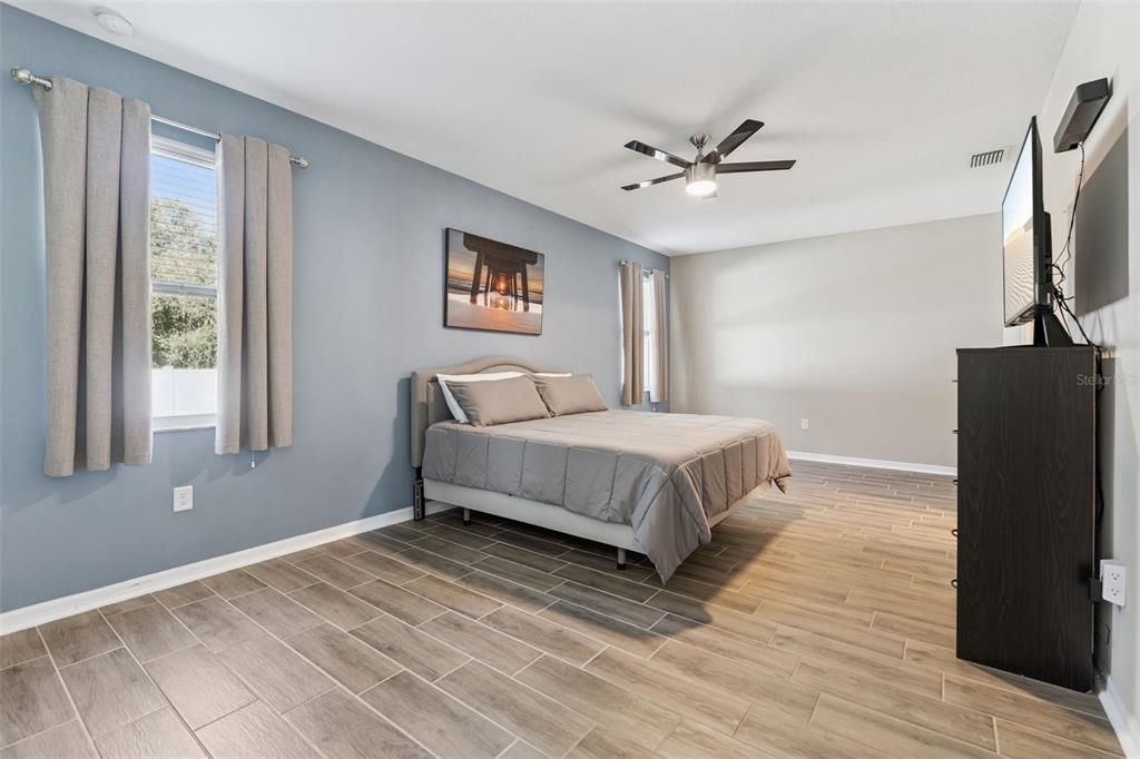 Active With Contract: $2,295 (4 beds, 2 baths, 2063 Square Feet)