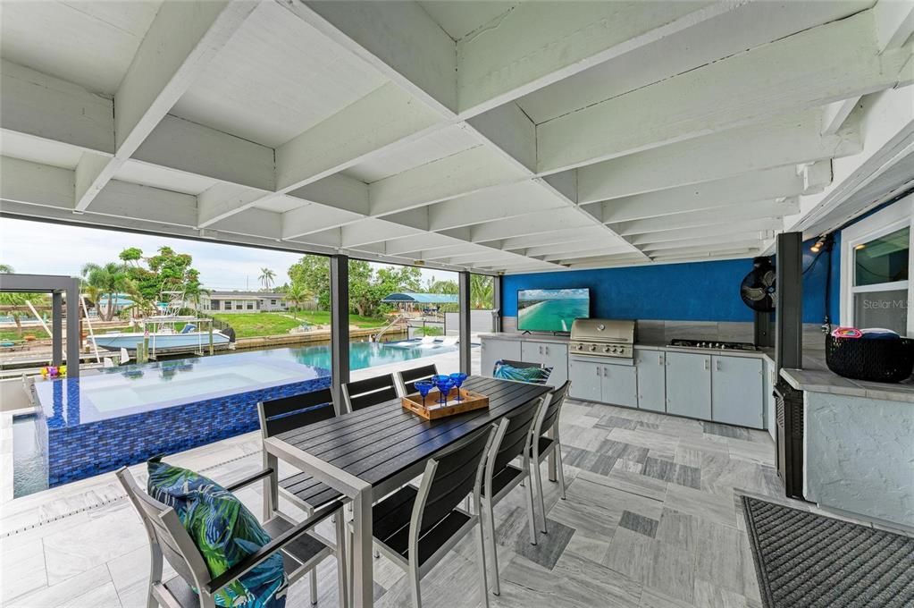 For Rent: $4,500 (5 beds, 3 baths, 2565 Square Feet)