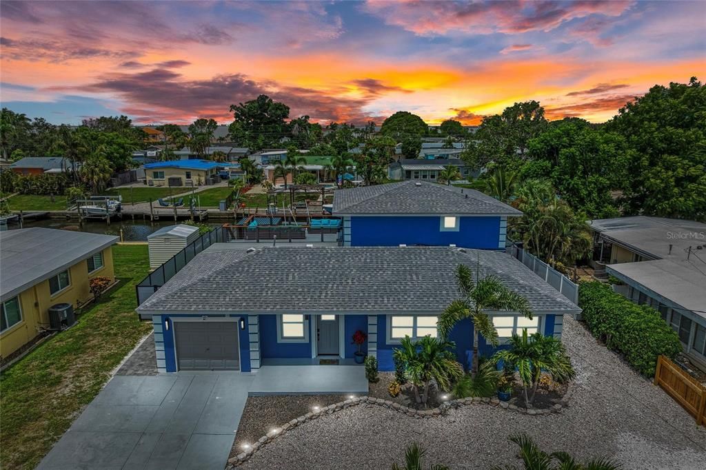 For Rent: $4,500 (5 beds, 3 baths, 2565 Square Feet)