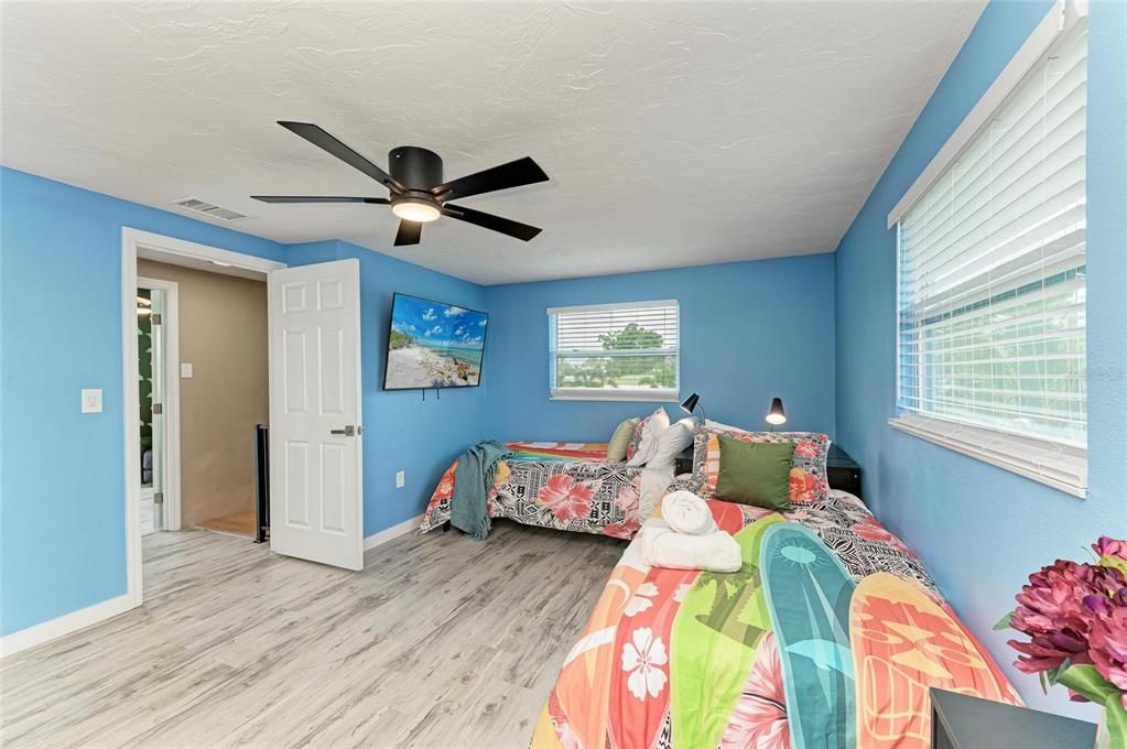 For Rent: $4,500 (5 beds, 3 baths, 2565 Square Feet)